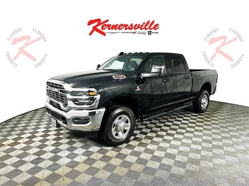 2025 RAM 2500 Tradesman Crew Cab 4x4 6'4' Box