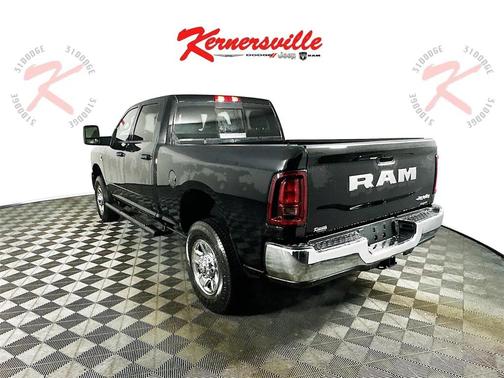 2025 RAM 2500 Tradesman Crew Cab 4x4 6'4' Box