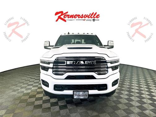 2026 RAM 3500 Laramie Sport 14in
