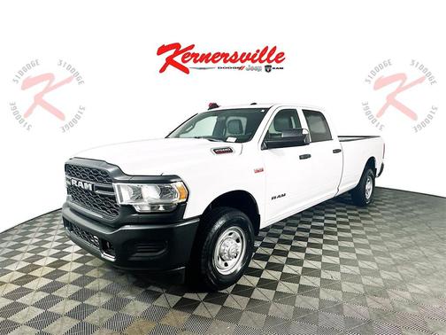 2022 RAM 2500 Tradesman Crew Cab 4x2 8' Box