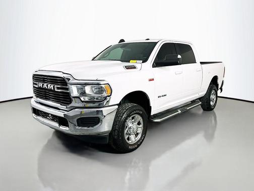Bright White Clearcoat 2021 RAM 2500 Big Horn Crew Cab 4x4 6'4' Box