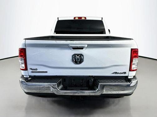 Bright White Clearcoat 2021 RAM 2500 Big Horn Crew Cab 4x4 6'4' Box