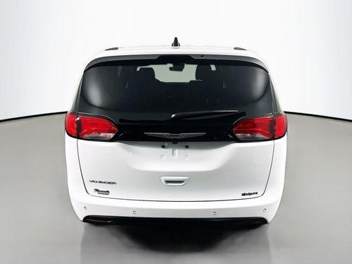Bright White Clearcoat 2026 Chrysler Voyager LX