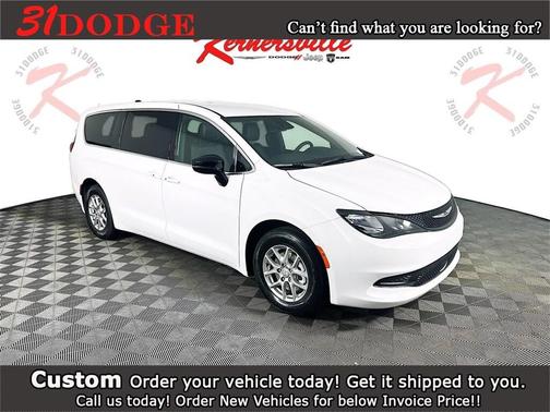 2026 Chrysler Voyager LX