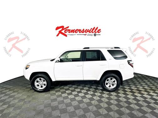 2022 Toyota 4Runner SR5