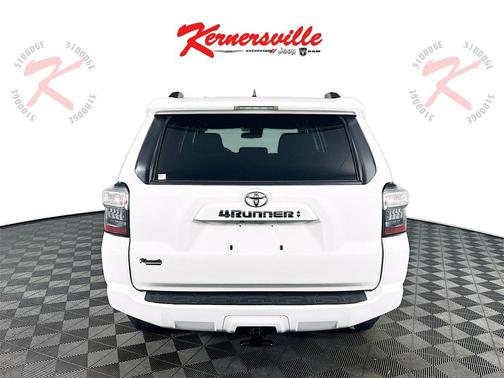 2022 Toyota 4Runner SR5