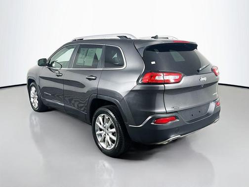 Granite Crystal Metallic Clearcoat 2015 Jeep Cherokee Limited