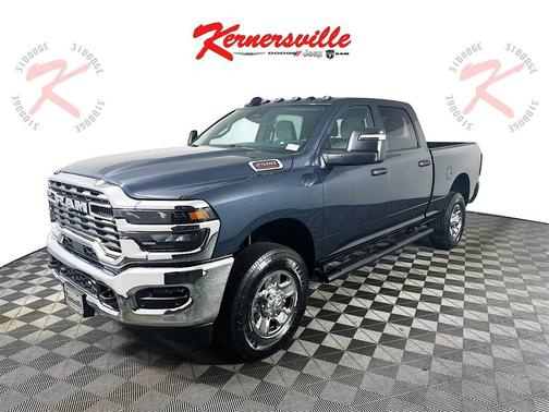 2026 RAM 2500 Tradesman Crew Cab 4x4 6'4' Box