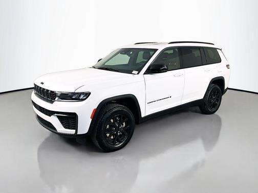 Bright White Clearcoat 2026 Jeep Grand Cherokee L Altitude