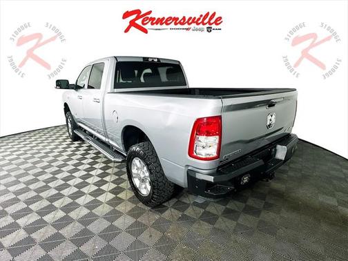 2022 RAM 3500 Big Horn Crew Cab 4x4 6'4' Box