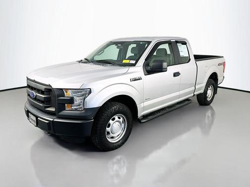 INGOT SILVER METALLIC 2015 Ford F-150 XL