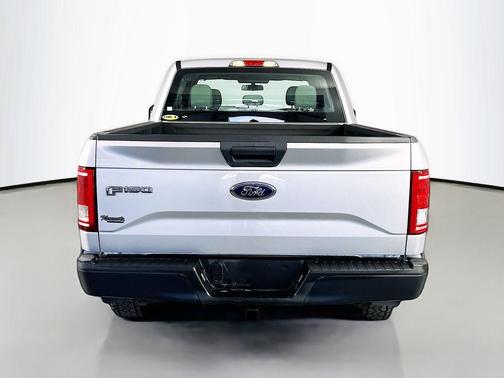 INGOT SILVER METALLIC 2015 Ford F-150 XL