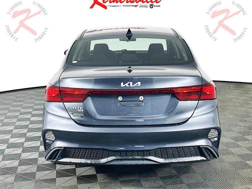 2022 Kia Forte FE