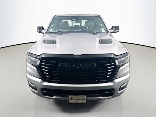 Billet Silver Metallic Clearcoat 2026 RAM 1500 Laramie