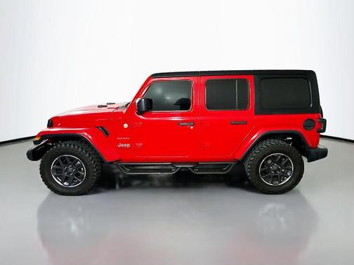 Firecracker Red Clearcoat 2019 Jeep Wrangler Unlimited Sahara