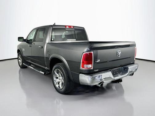 Granite Crystal Metallic Clearcoat 2019 RAM 1500 Laramie