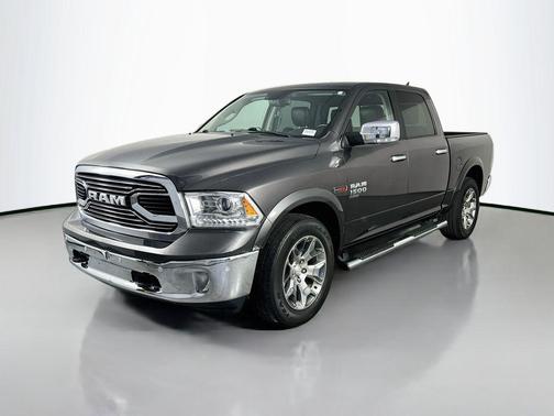 Granite Crystal Metallic Clearcoat 2019 RAM 1500 Laramie
