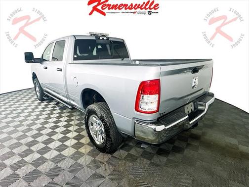 2023 RAM 2500 Tradesman Crew Cab 4x4 6'4' Box