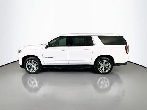 Summit White 2021 Chevrolet Suburban Premier