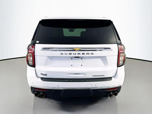 Summit White 2021 Chevrolet Suburban Premier