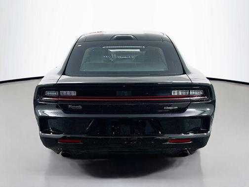 Diamond Black Crystal Pearlcoat 2026 Dodge Charger R/T