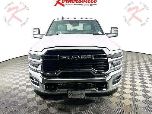 2026 RAM 2500 Tradesman Crew Cab 4x4 6'4' Box