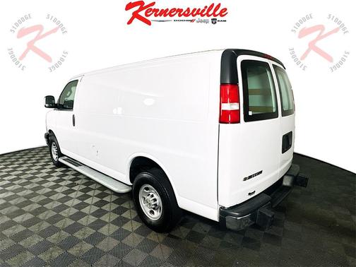 2024 Chevrolet Express 2500 RWD 2500 Regular Wheelbase WT