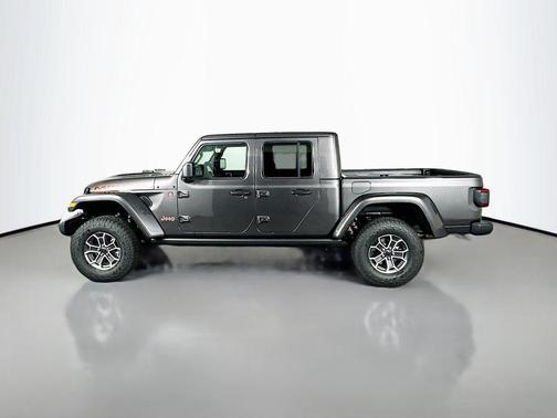 2026 Jeep Gladiator Mojave 4x4