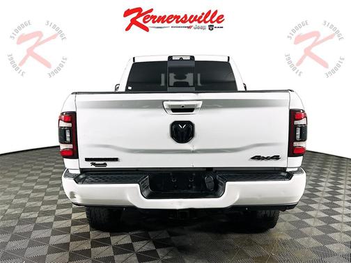 2020 RAM 2500 Big Horn Crew Cab 4X4 6'4' Box