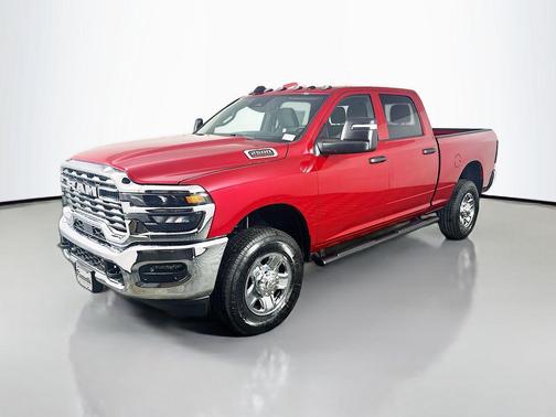 2026 RAM 2500 Tradesman Crew Cab 4x4 6'4' Box