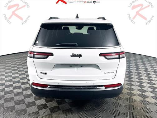 2023 Jeep Grand Cherokee L Laredo