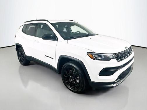 bright white clearcoat 2026 Jeep Compass Latitude
