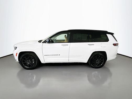 Bright White Clearcoat 2025 Jeep Grand Cherokee L Summit Reserve