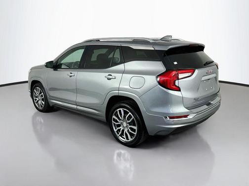Sterling Metallic 2024 GMC Terrain Denali