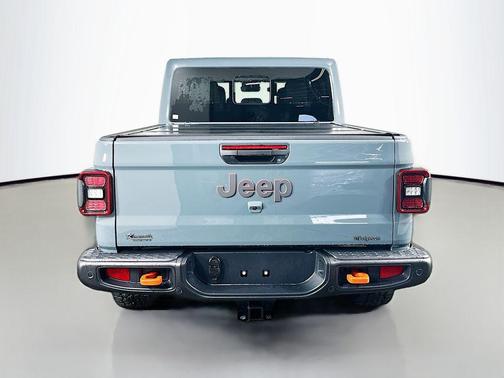 2025 Jeep Gladiator Mojave X