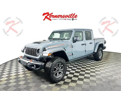 2025 Jeep Gladiator Mojave X