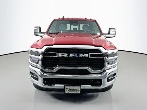 Molten Red Pearlcoat 2026 RAM 3500 Tradesman Crew Cab 4x4 8' Box