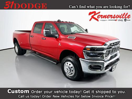 Molten Red Pearlcoat 2026 RAM 3500 Tradesman Crew Cab 4x4 8' Box