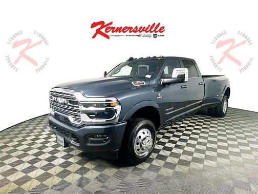 2025 RAM 3500 Limited Crew Cab 4x4 8' Box