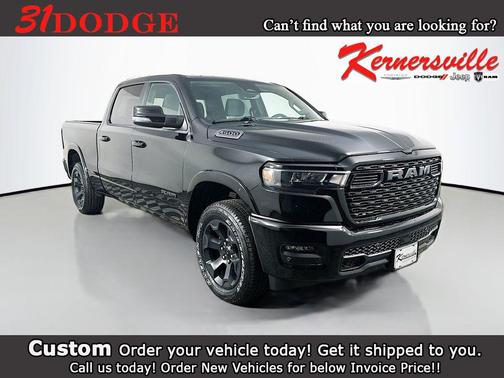 Diamond Black Crystal Pearlcoat 2026 RAM 1500 Big Horn/Lone Star