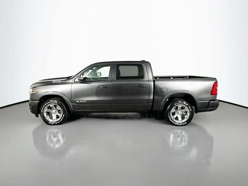 Granite Crystal Metallic Clearcoat 2025 RAM 1500 Big Horn/Lone Star