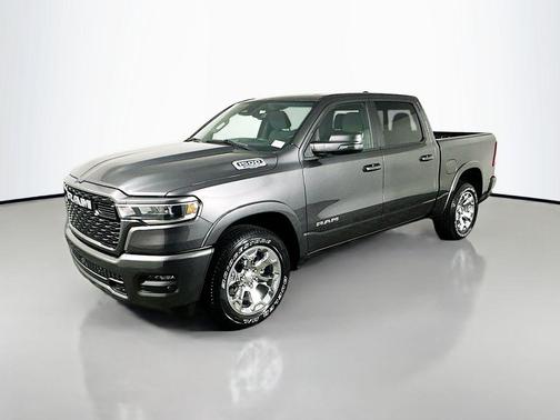 Granite Crystal Metallic Clearcoat 2025 RAM 1500 Big Horn/Lone Star