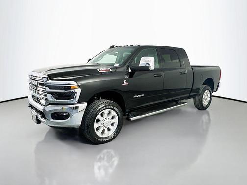 Diamond Black Crystal Pearlcoat 2026 RAM 3500 Laramie Mega Cab 4x4 6'4' Box