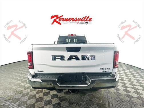 2025 RAM 2500 Tradesman Crew Cab 4x4 8' Box