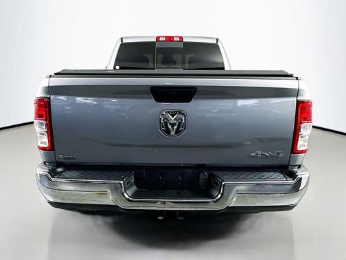 Billet Silver Metallic Clearcoat 2022 RAM 2500 Tradesman Crew Cab 4x4 6'4' Box