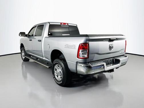 Billet Silver Metallic Clearcoat 2022 RAM 2500 Tradesman Crew Cab 4x4 6'4' Box
