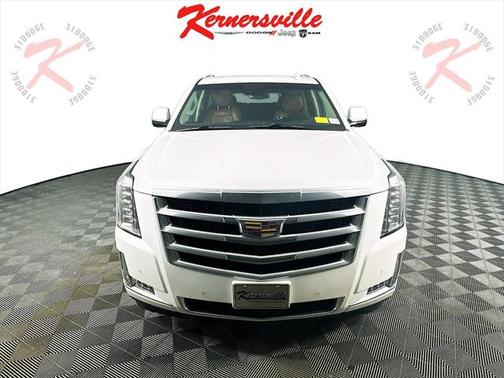 2019 Cadillac Escalade ESV Luxury