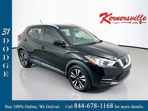 Super Black 2019 Nissan Kicks SV