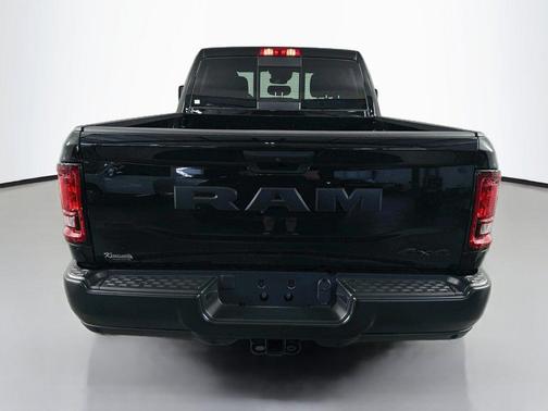 Diamond Black Crystal Pearlcoat 2026 RAM 2500 Warlock Crew Cab 4x4 6'4' Box