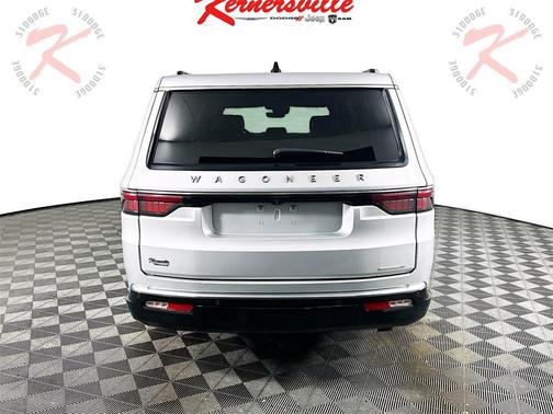 2024 Jeep Wagoneer L Series II 4x2